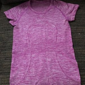 Lululemon swift Tee
